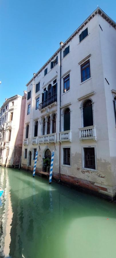 Eight Venezia Hotel ภายนอก รูปภาพ